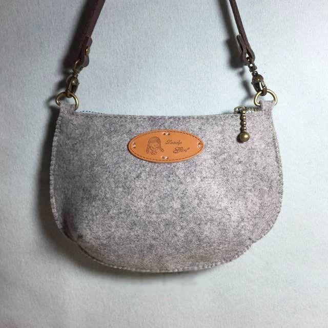 تصویر 3 از کیف نمدی سنتی و نچرال الهام گرفته از طبیعت